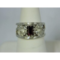 R937 ~ 18k Ruby & Diamond Ring