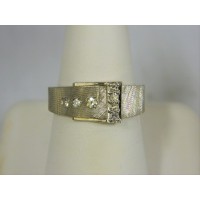 R925 ~ 14k .21 cttw Diamond Buckle Ring